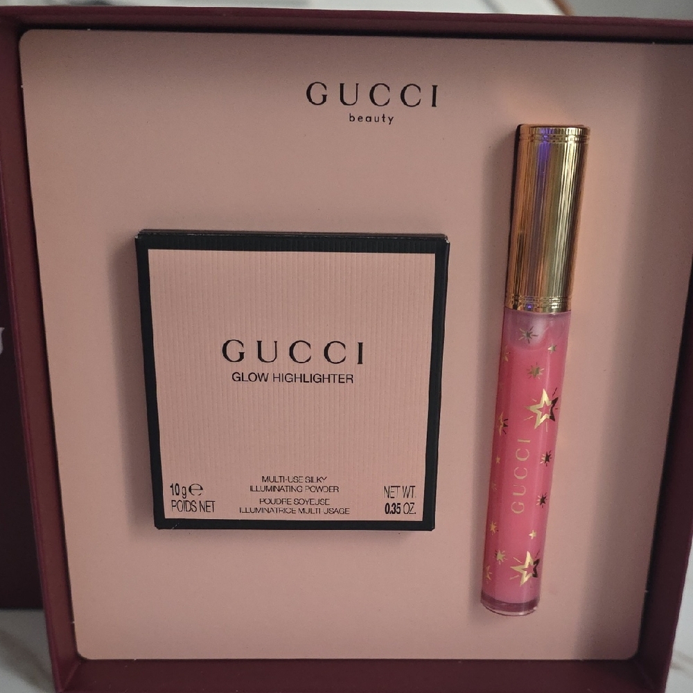 NIB-Gucci Beauty Glow Highlighter and Pink Lip Gloss Set